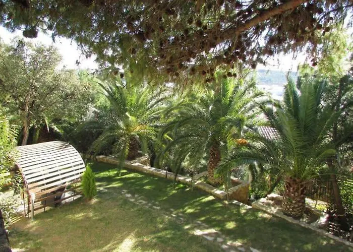 Les Jardins De L\' Oustal